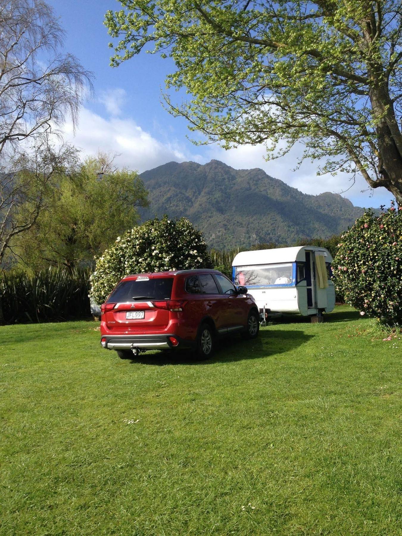 Te Aroha Holiday Park And Motels Екстер'єр фото